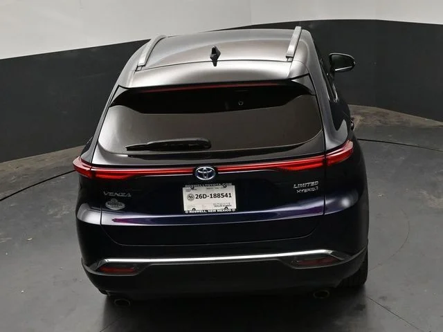 Certified Used 2021  Toyota Limited image 30