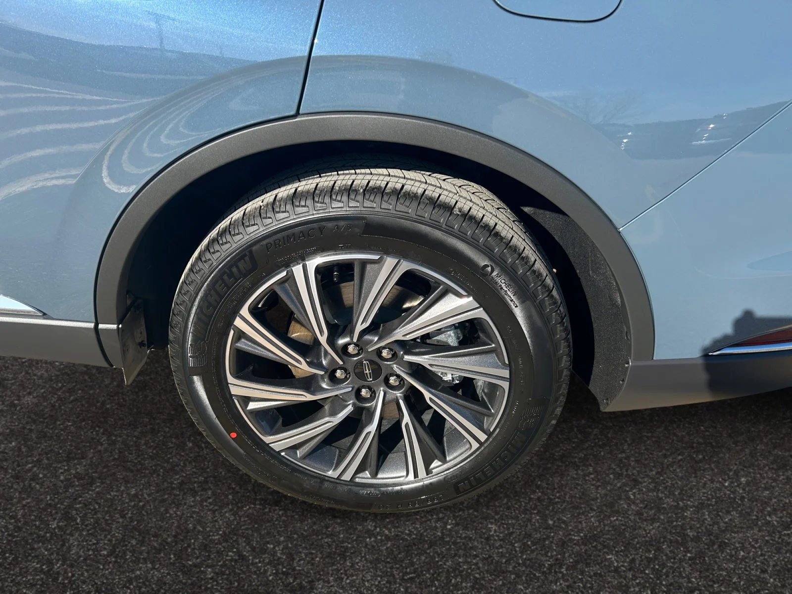 New 2026 Whisper Blue Metallic Clearcoat Lincoln Premiere image 9