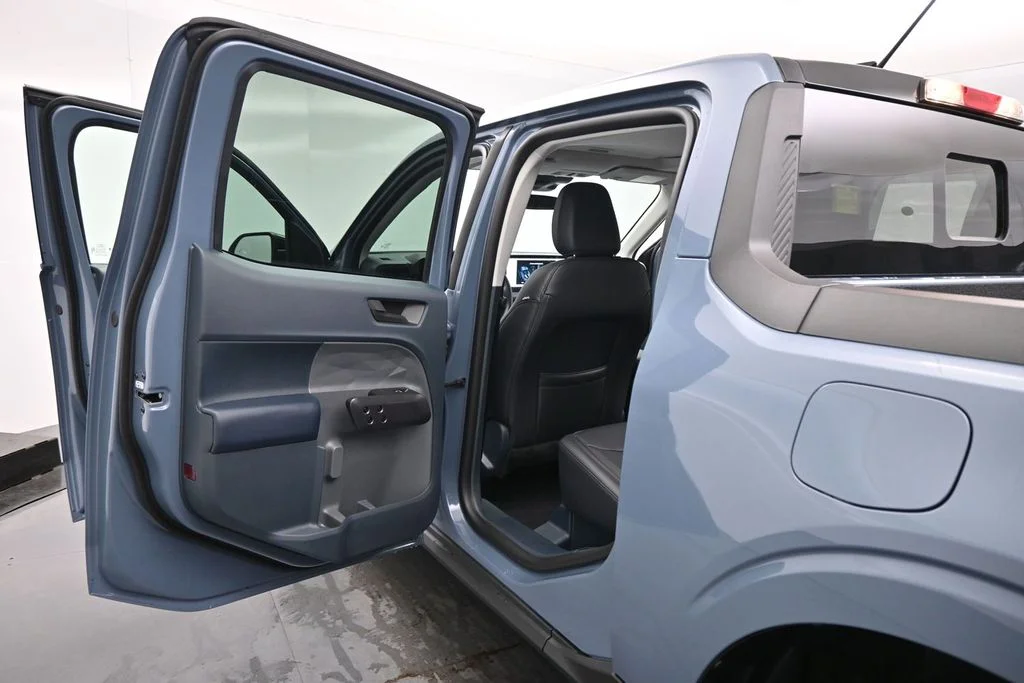 New 2026 Azure Gray Metallic Tri-Coat Ford Lariat image 21