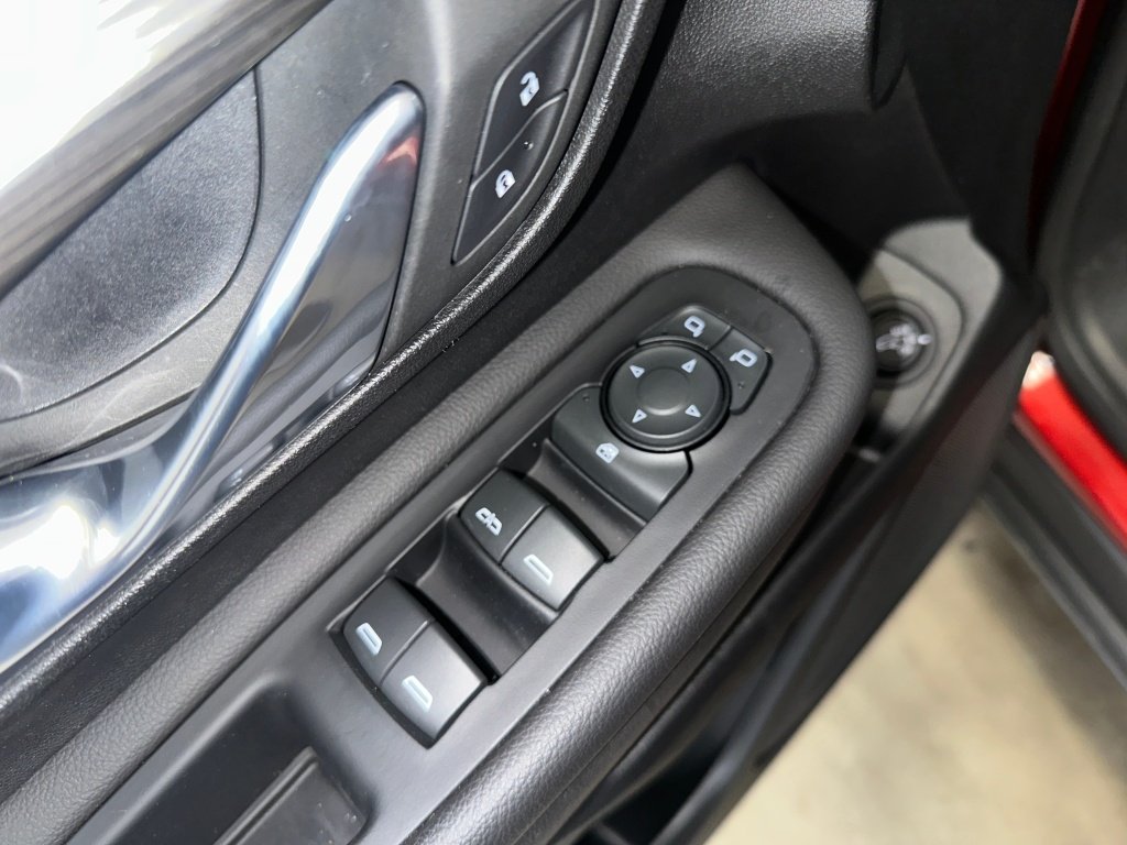 2023 GMC Terrain SLE - Photo 8