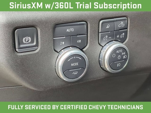 Used 2025 Silver GMC SLT image 24