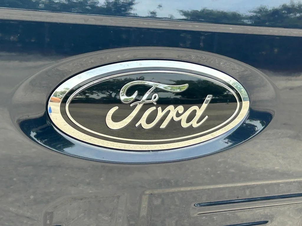 Used 2022 Antimatter Blue Metallic Ford Tremor image 25