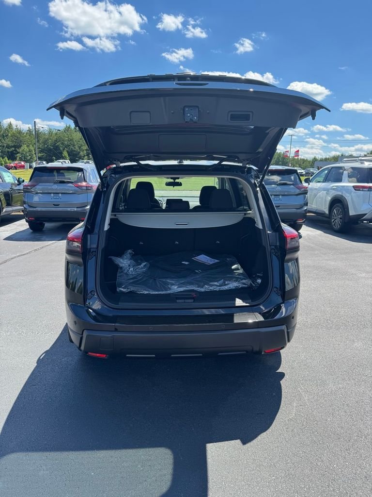 2026 Nissan Rogue S - Photo 18