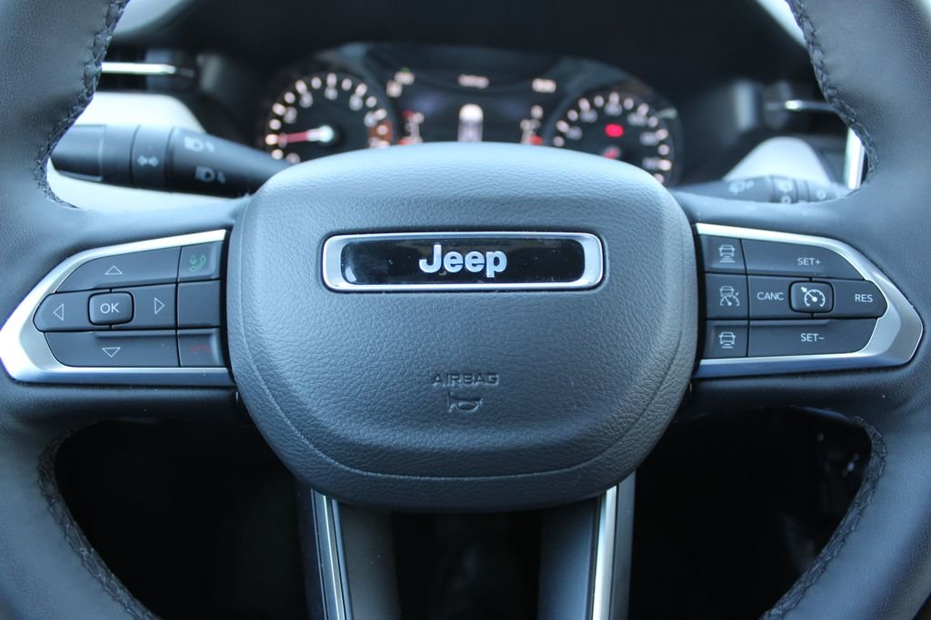 Used 2025 Red Jeep Limited image 26