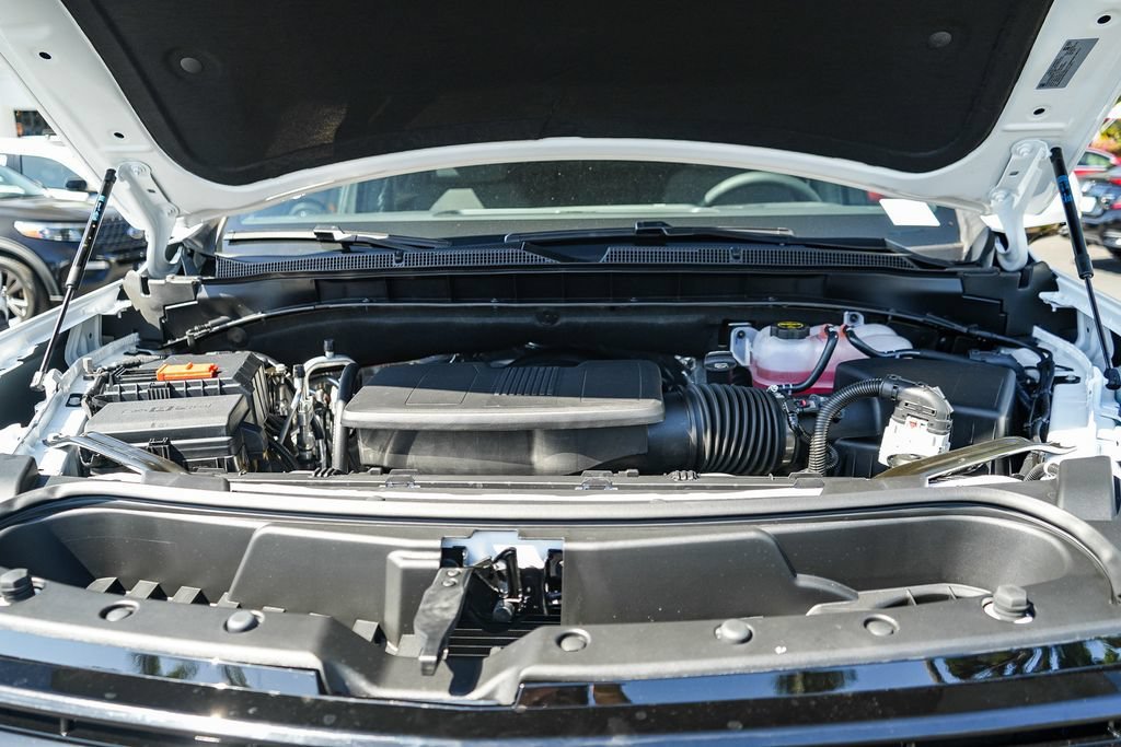 2026 Chevrolet Suburban LS - Photo 26