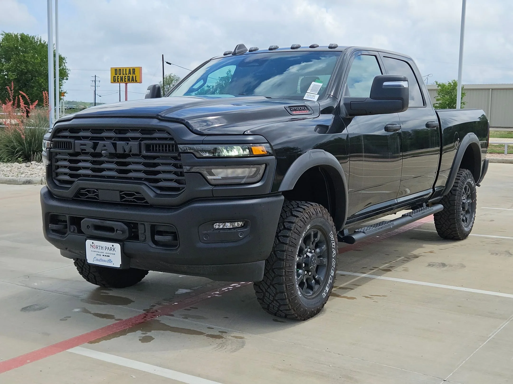 New 2026 Diamond Black Crystal Pearl-Coat Exterior Paint RAM Power Wagon Tradesman image 7