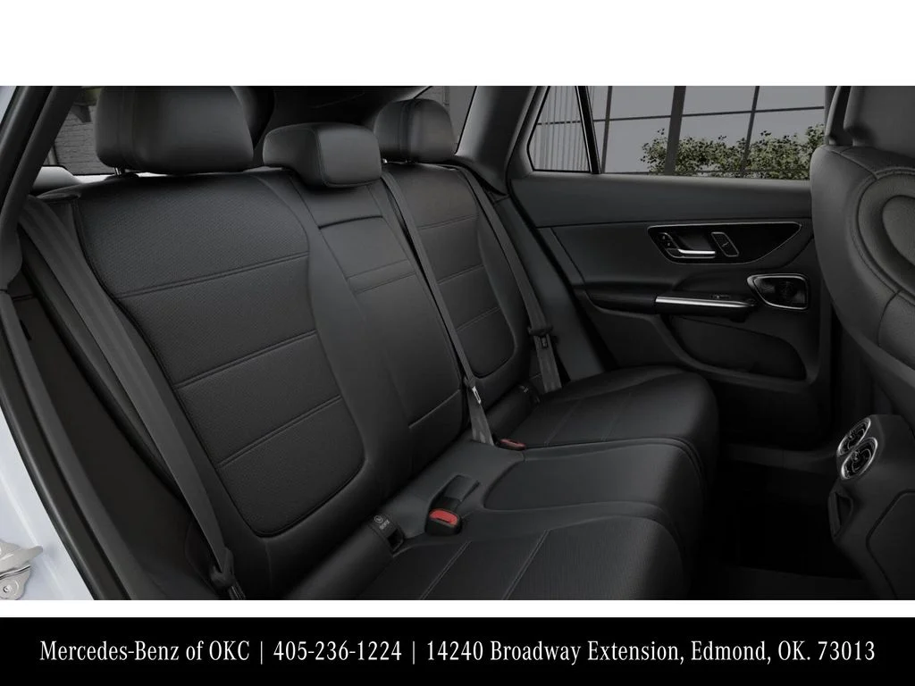 Used 2026 White Mercedes-Benz GLC 300 image 5