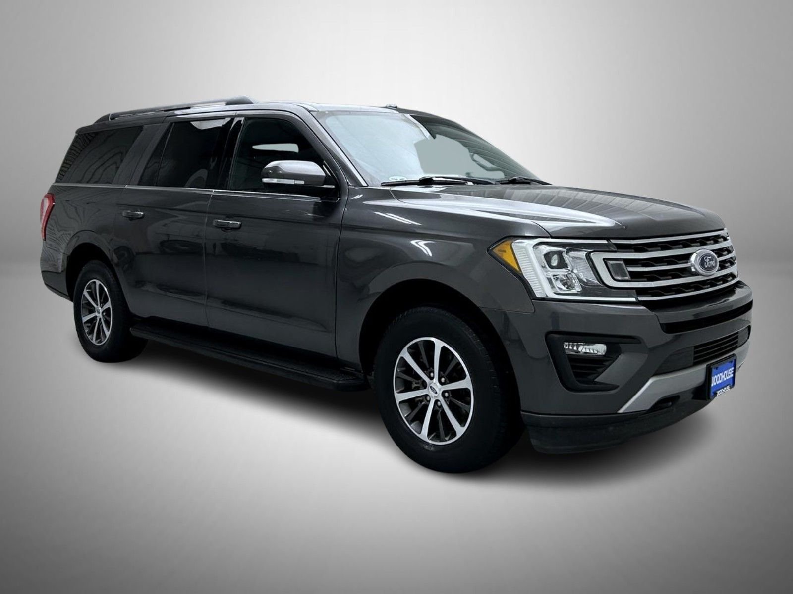 Used 2018 Gray Ford XLT image 3