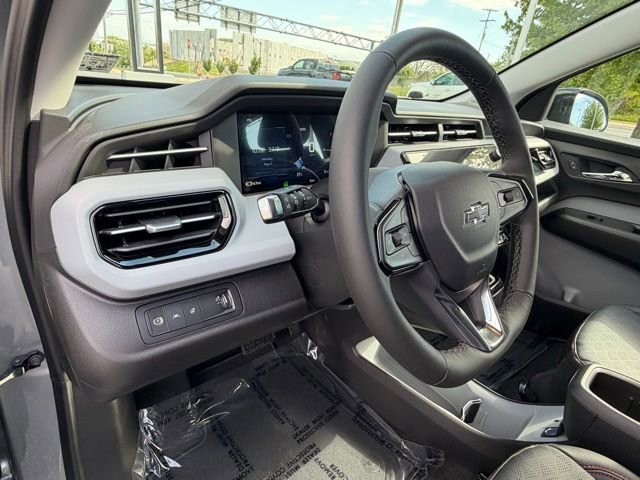New 2027 Sterling Grey Metallic Chevrolet RS image 34