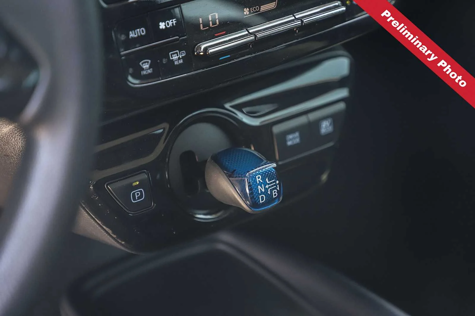 Used 2020 Super White Toyota LE image 18