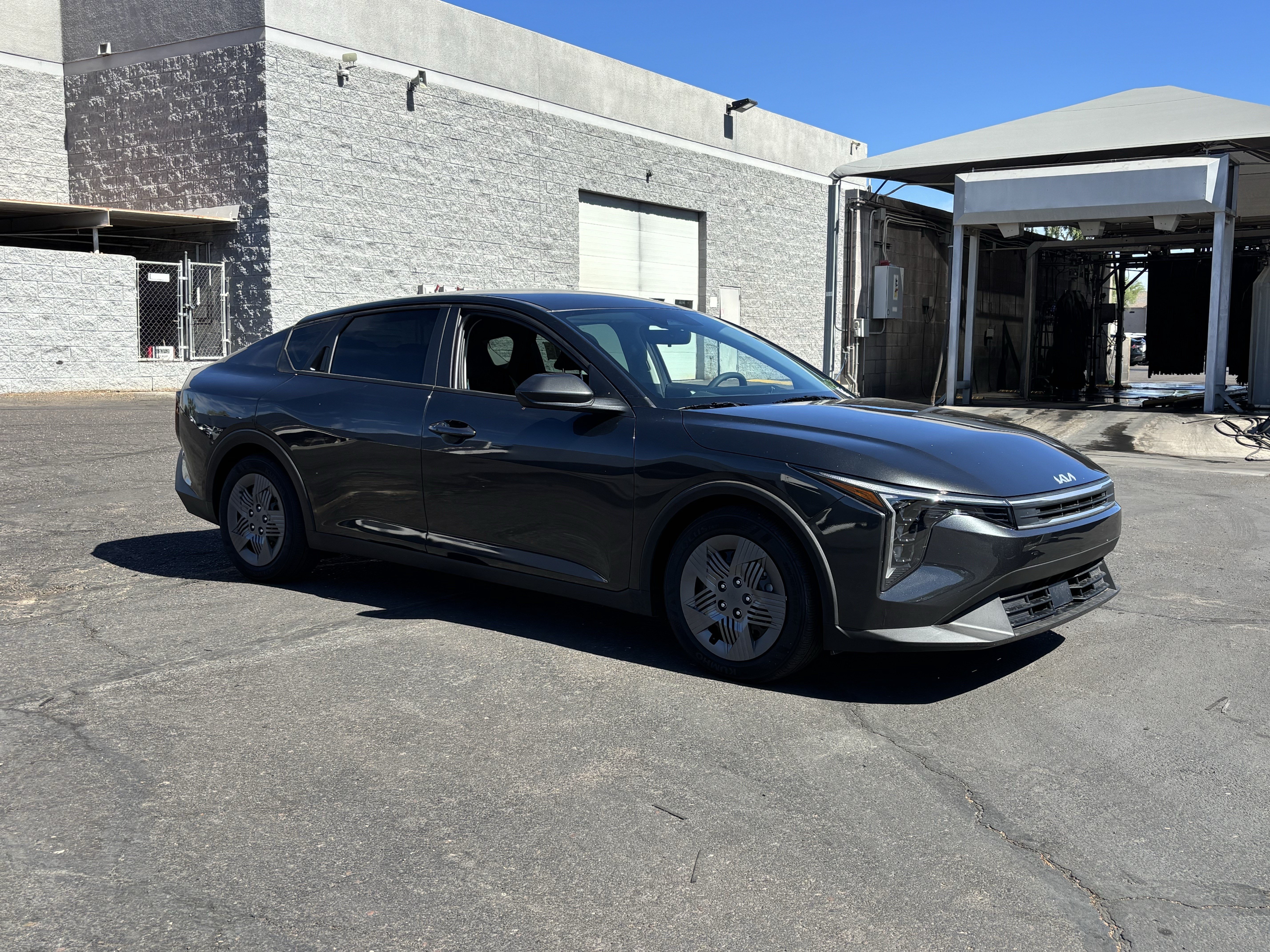 New 2026 Interstellar Gray Kia LX image 31