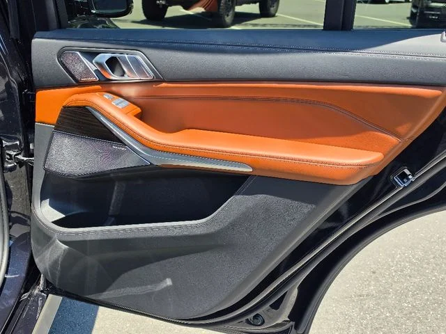 2023 BMW X7 M60i - Photo 16