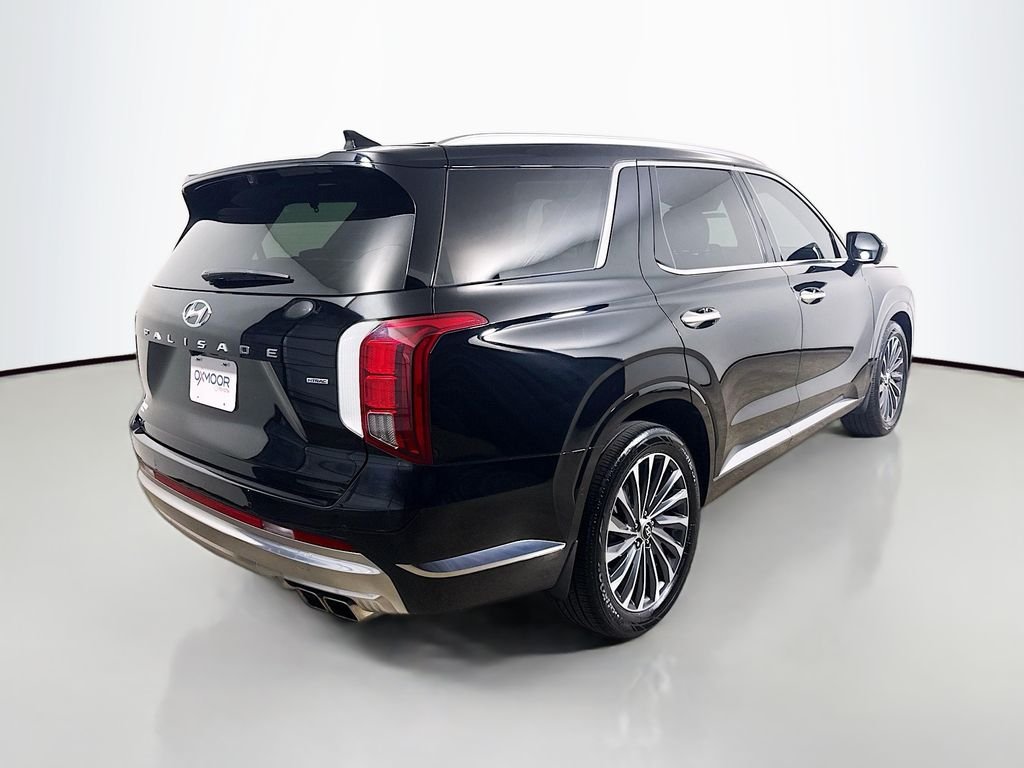 Used 2024 Abyss Black Pearl Hyundai Calligraphy image 7