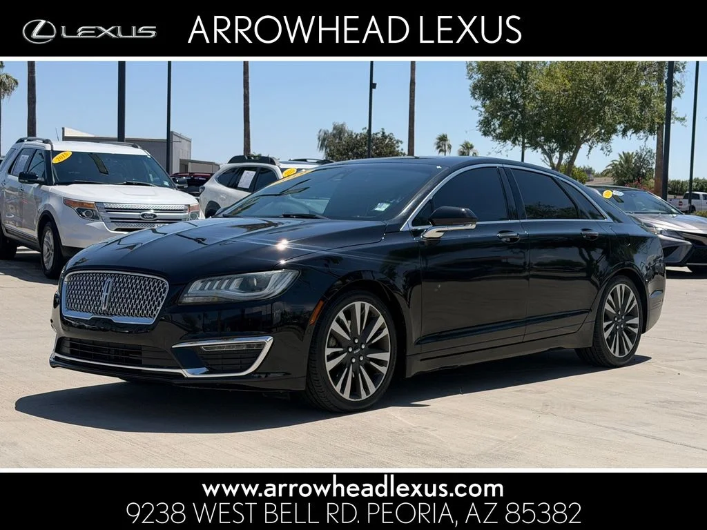 Used 2019 Black Lincoln Reserve image 1