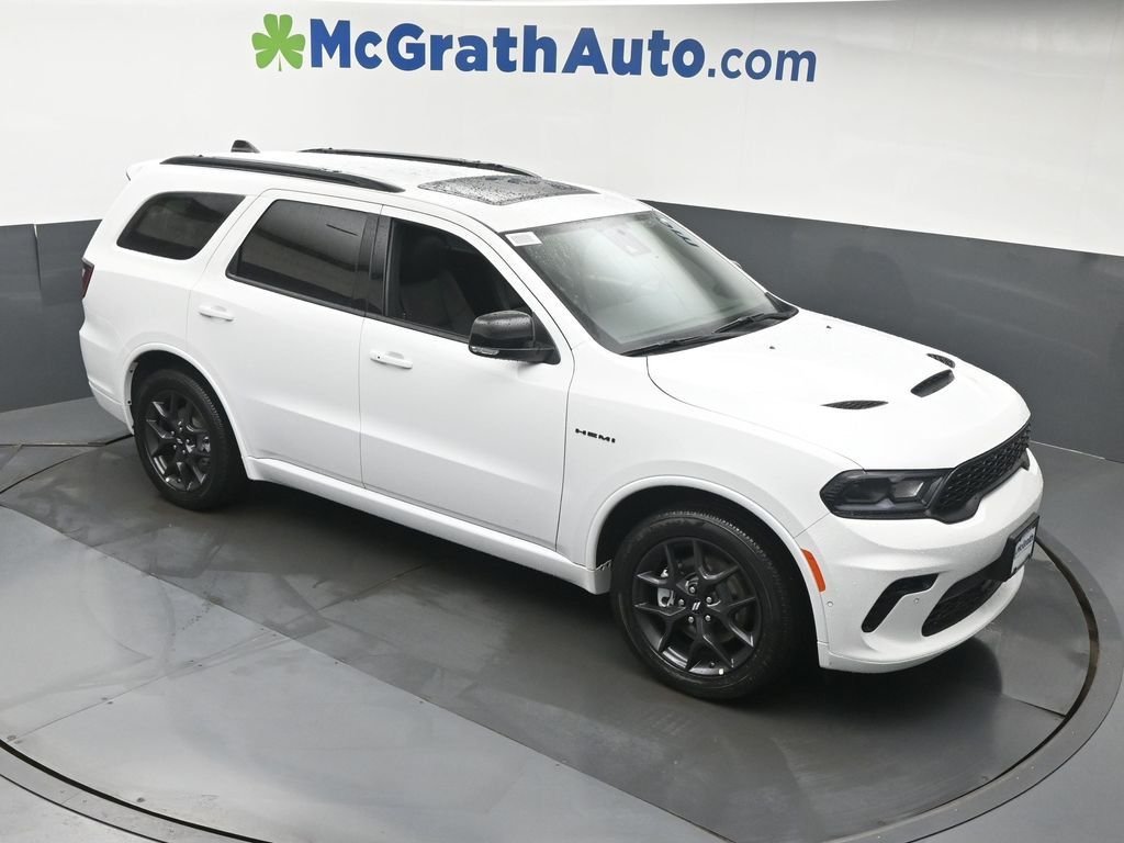 New 2026 White Knuckle Clear-Coat Exterior Paint Dodge GT Plus HEMI V8 image 3