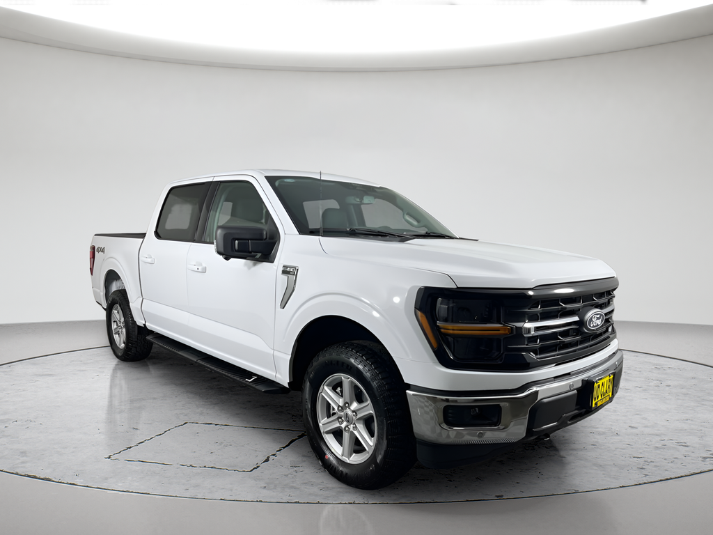 New 2026 Oxford White Ford XLT image 1