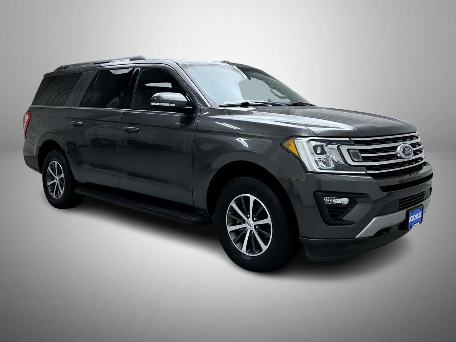 Used 2018 Gray Ford XLT image 3