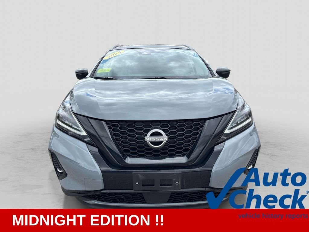 Used 2024 Gray Nissan SV image 8