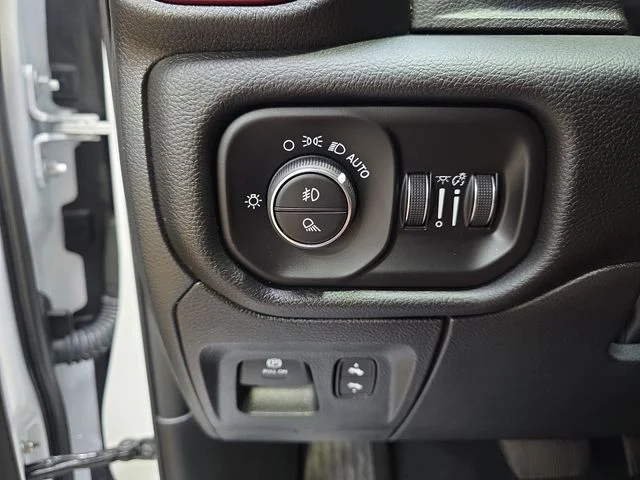 Used 2025 White Ram Rebel image 27