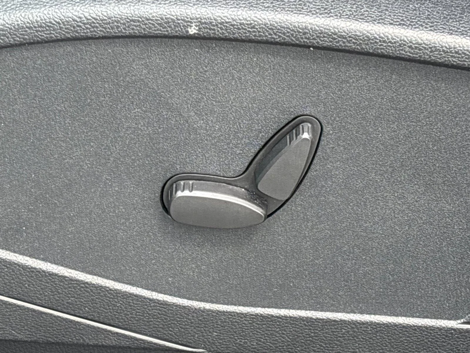 Used 2022  Ford XLT image 16