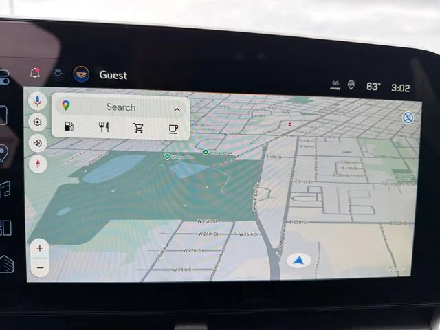 New 2027 Summit White Chevrolet LT image 22