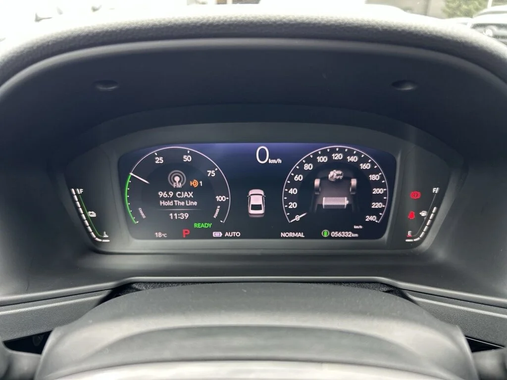 Certified Used 2025  Honda Touring eCVT Hybrid Sedan Certified Pre-Owned   No image 23