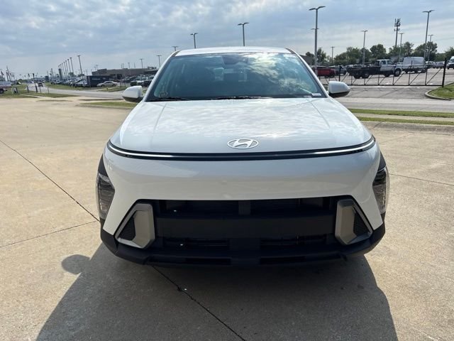 New 2027 Atlas White Hyundai SE image 4