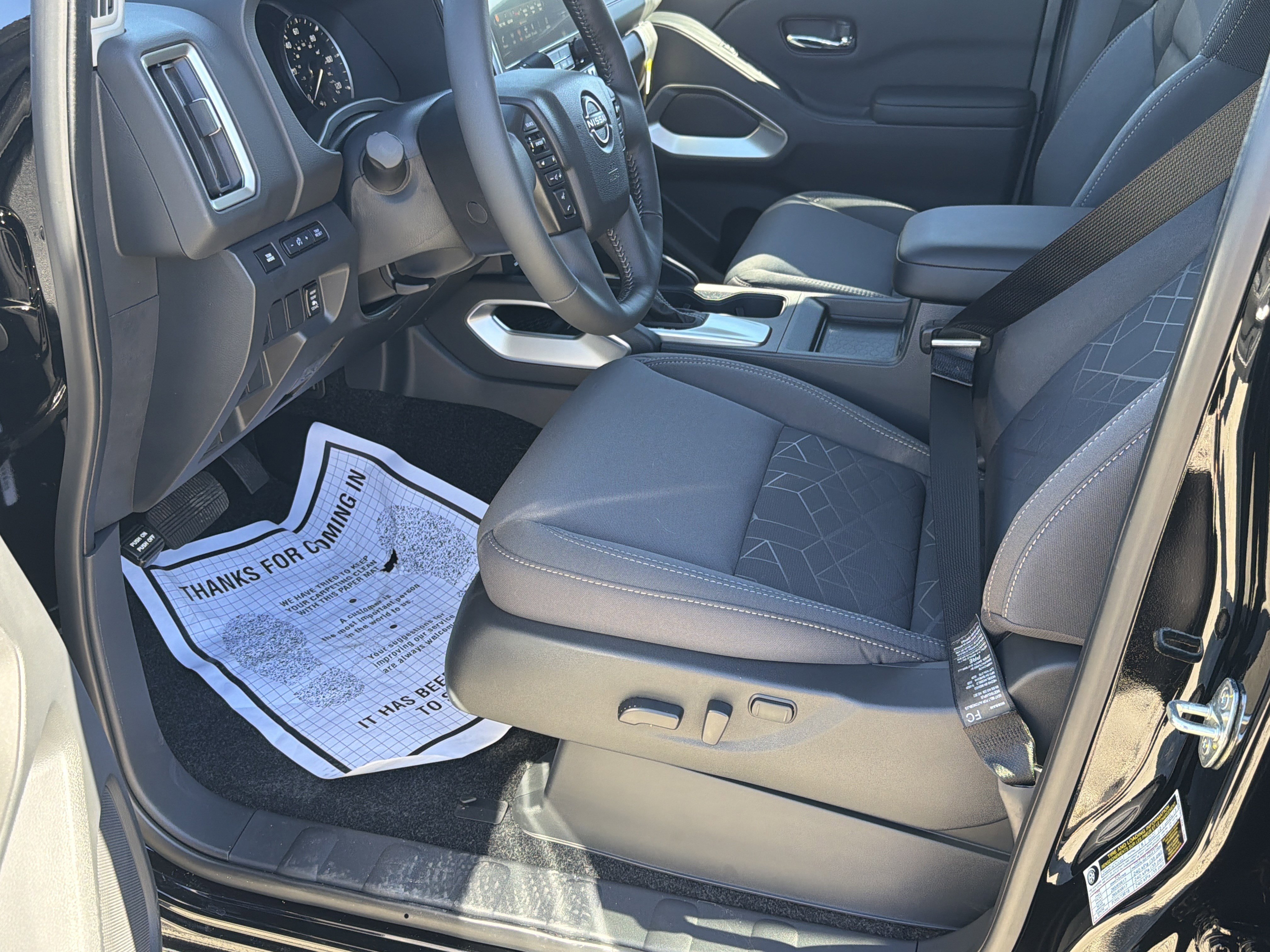 2026 Nissan Frontier SV - Photo 15