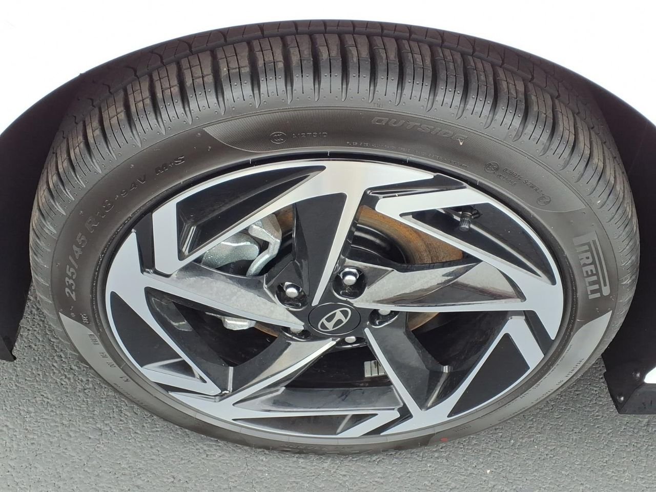 New 2026 Serenity White Pearl W6h Hyundai SEL Sport image 11
