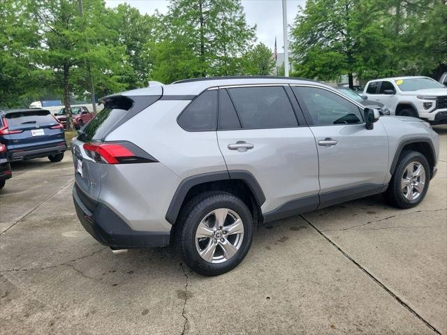 Certified Used 2023 SILVER SKY METALLIC Toyota  image 7