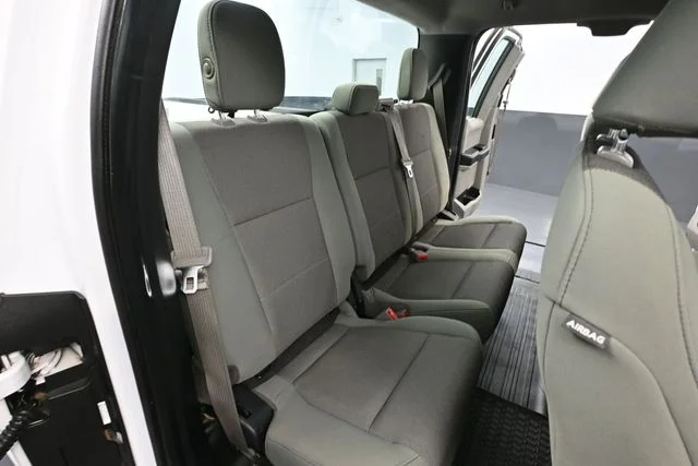 Used 2016 White Ford XL image 30