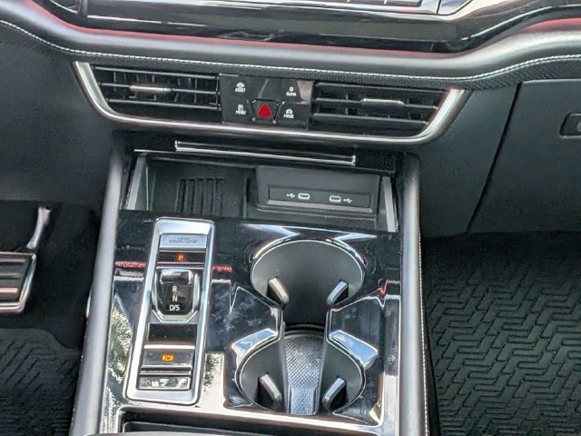 Used 2026  Volkswagen SEL Premium R-Line image 22
