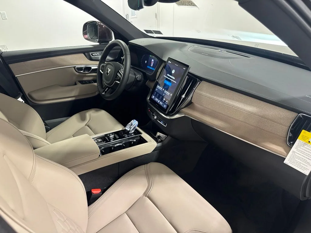 New 2026 Red Metallic Volvo T8 Plus image 28