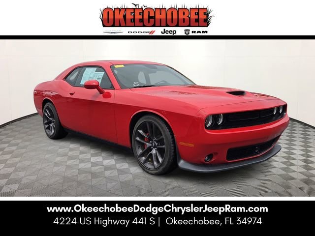 2023 Dodge Challenger GT Auto's photo