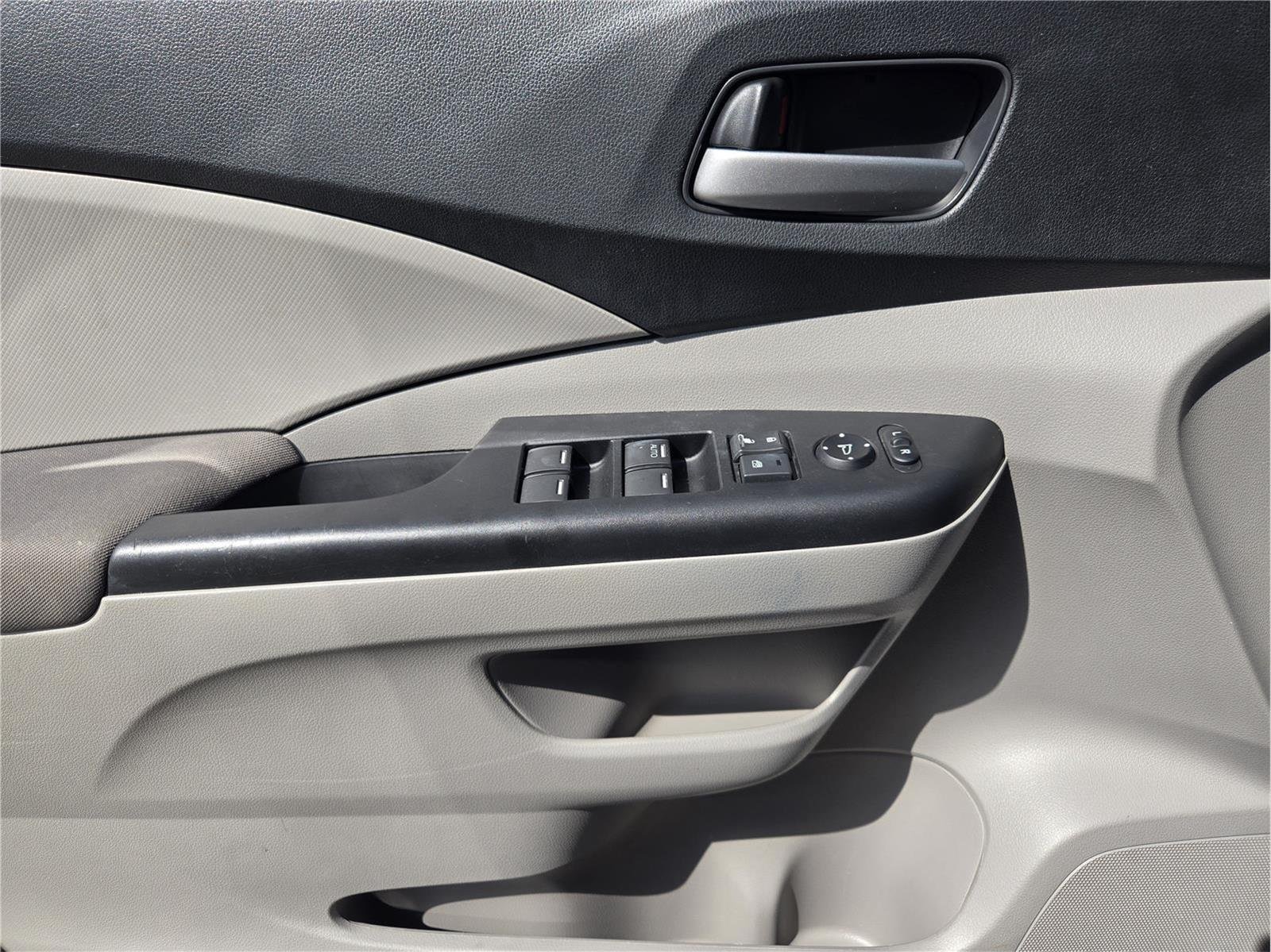 Used 2014 Polished Metal Metallic Honda LX image 19