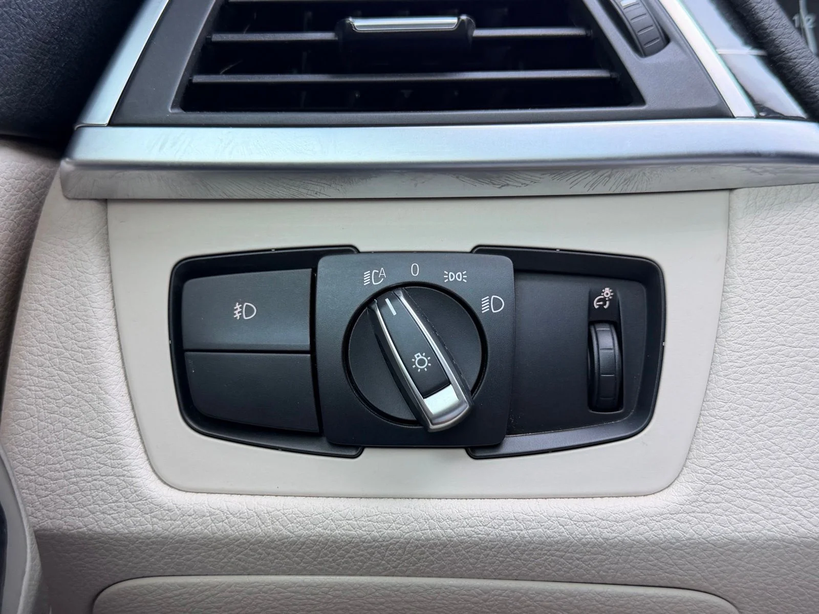 Used 2018 Sunset Orange Metallic BMW 430i image 17