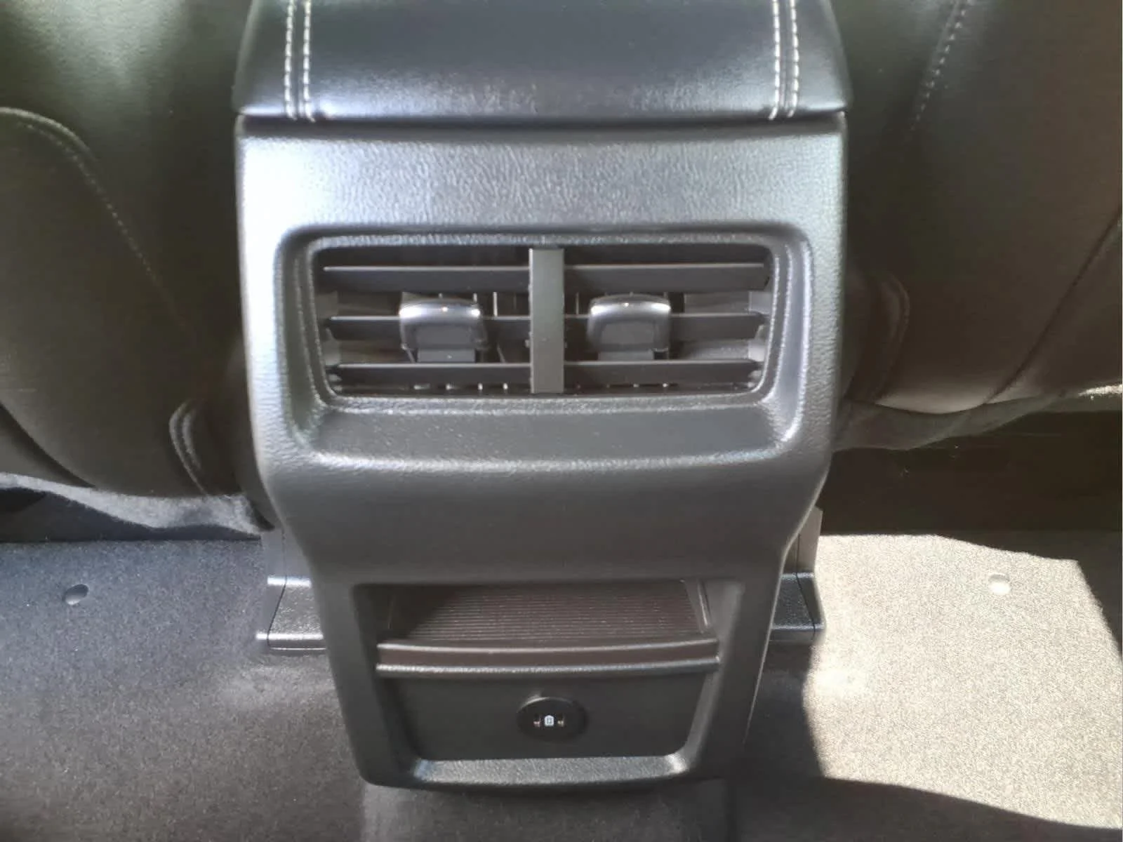 Used 2024 Agate Black Ford ST image 30