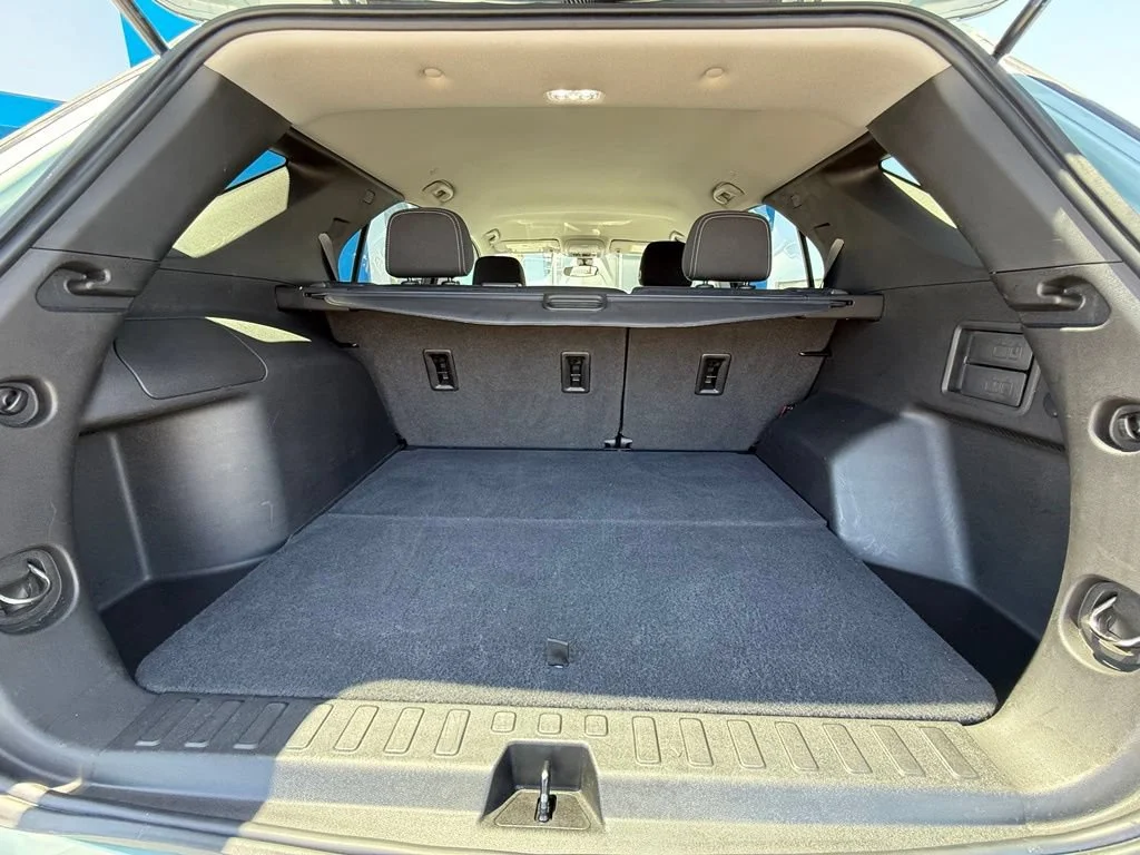 Used 2022 Seaglass Blue Metallic Chevrolet LT image 9