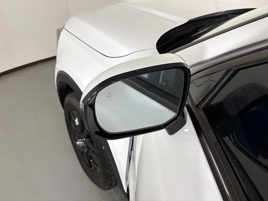 Used 2023 White Kia SX-Prestige X-Pro image 14