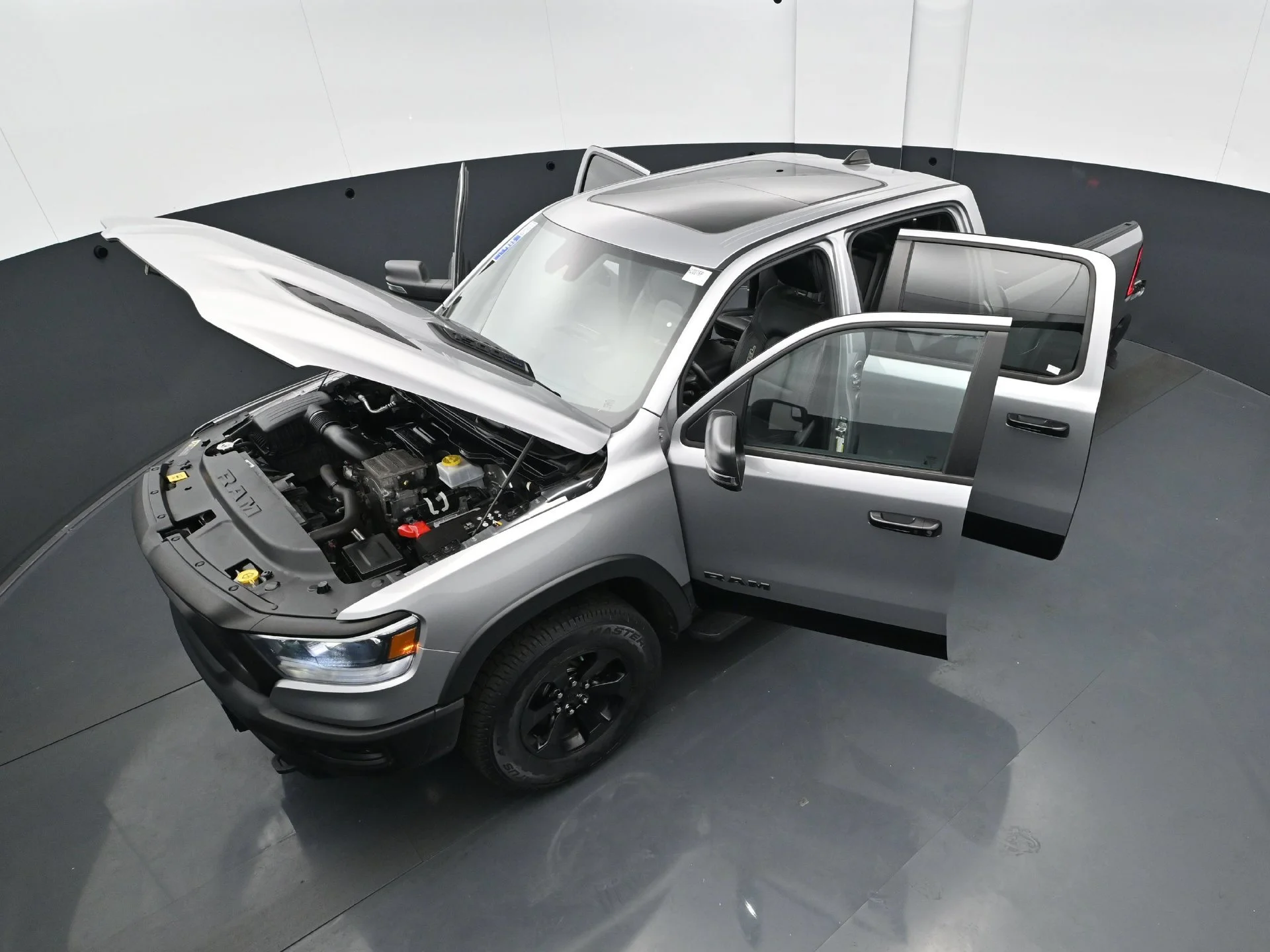 Used 2023 Billet Silver Metallic Clearcoat Ram Rebel image 43