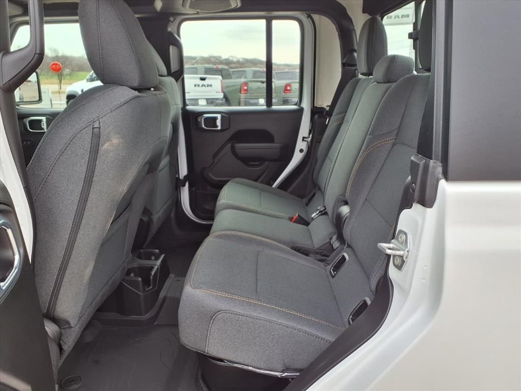 New 2026 Bright White Clear-Coat Exterior Paint Jeep Sport image 13