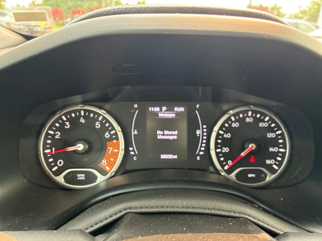Used 2023 Black Jeep Latitude image 16