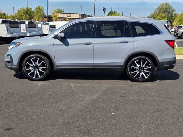 Used 2022  Honda Touring image 13