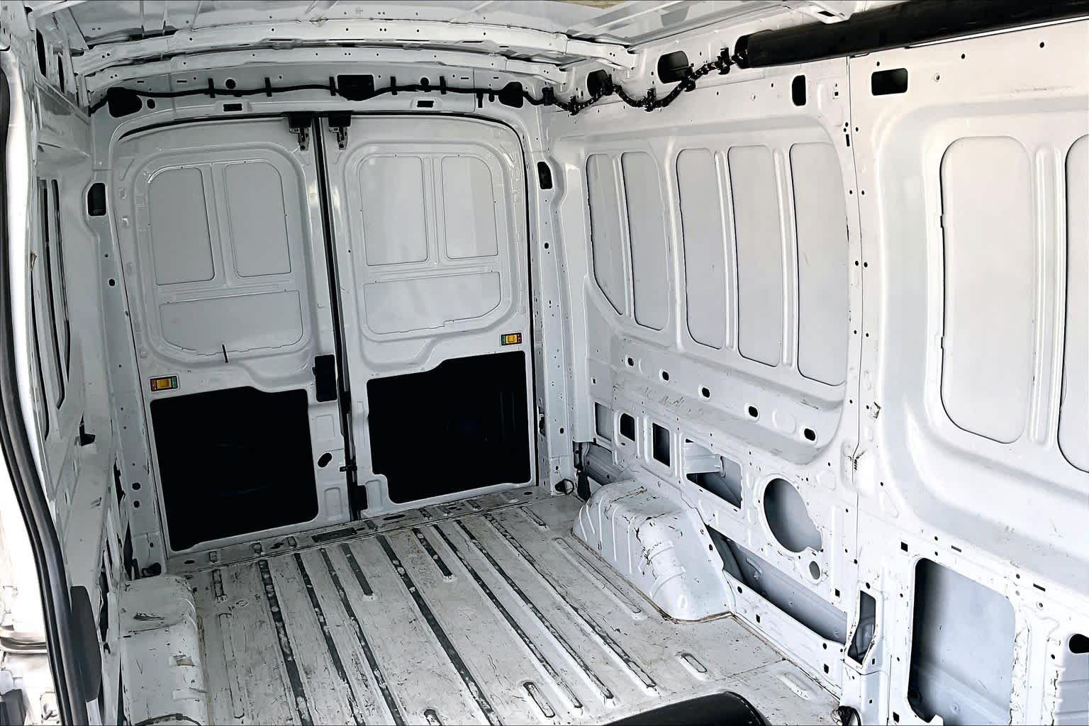 Used 2023 Oxford White Ford  image 24