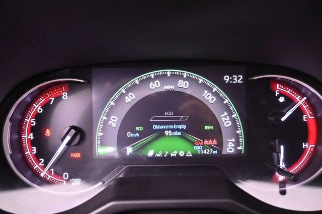 Used 2025 Gray Toyota XLE image 20