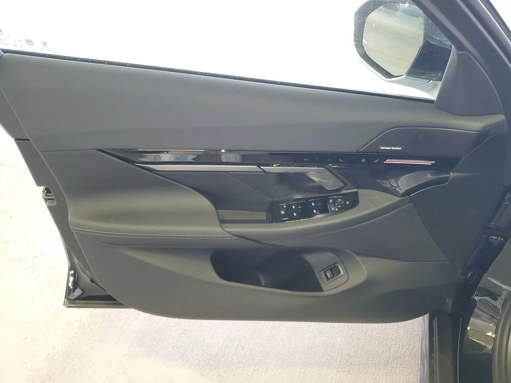 Used 2026 Black Sapphire Metallic BMW 530i image 14