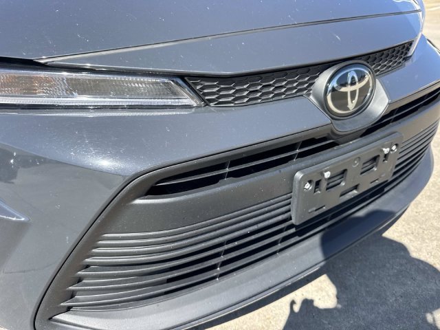 Used 2025 Gray Toyota LE image 4