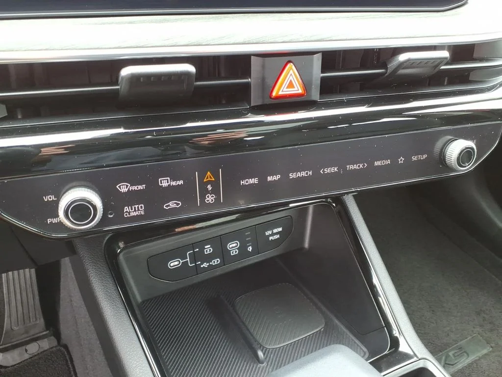 Certified Used 2025 Red Kia EX image 18