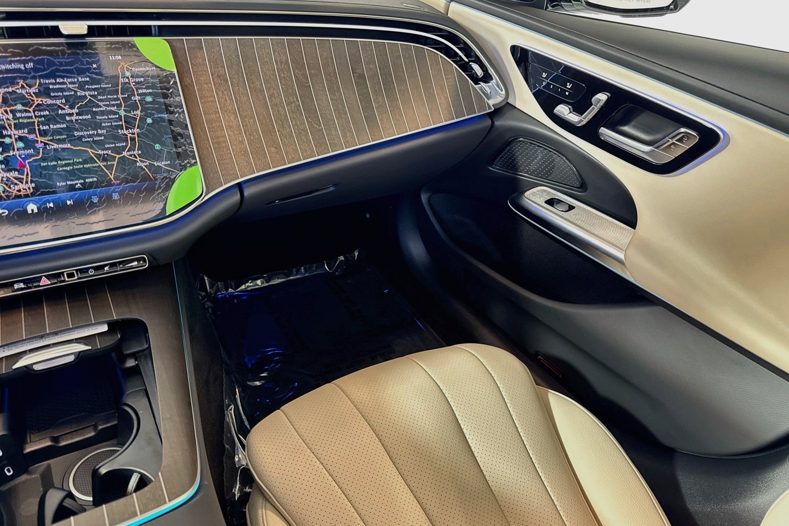 New 2027 Polar White Mercedes-Benz E 450 image 21