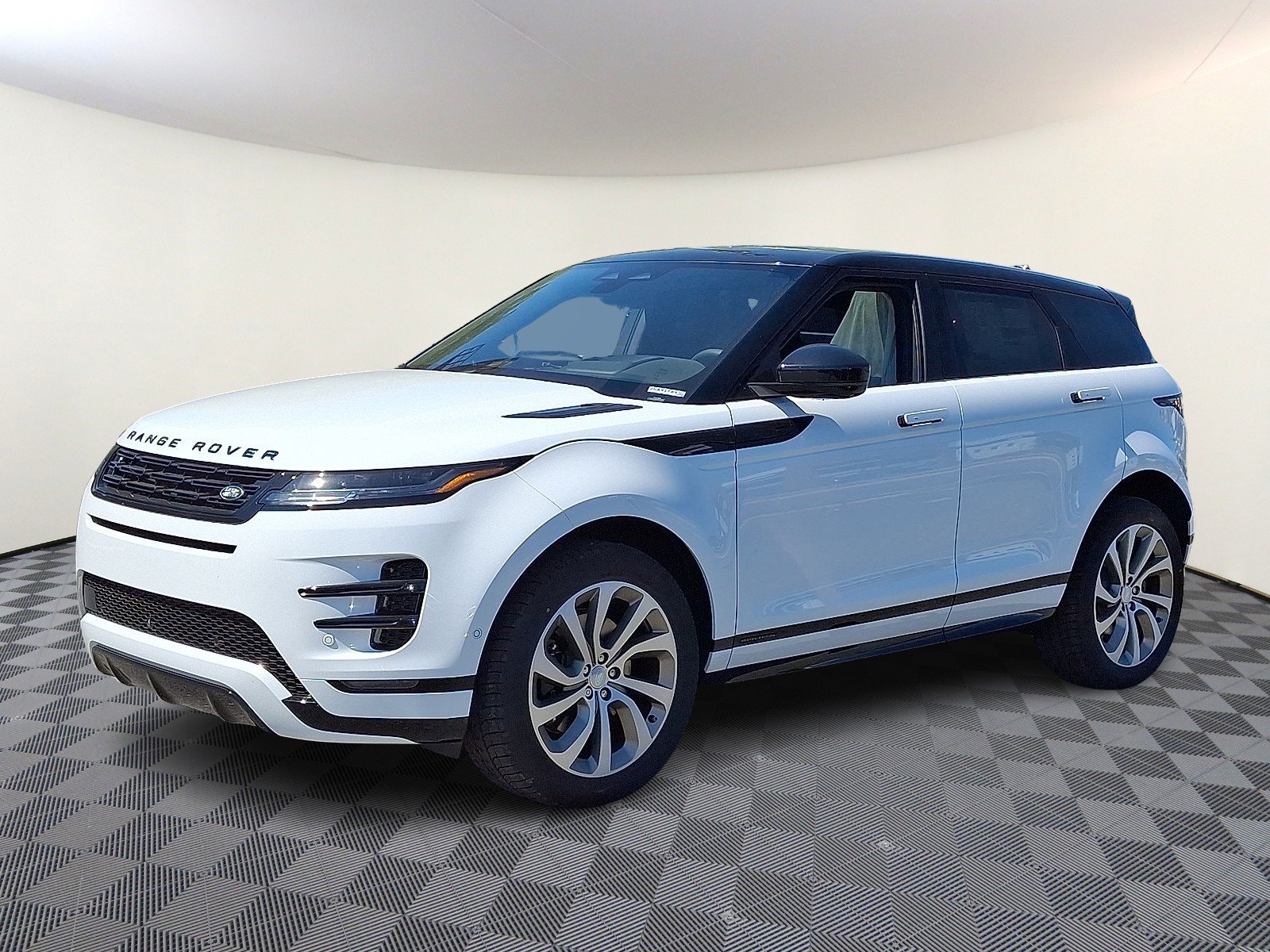 2026 Land Rover Range Rover Evoque Hoxton Edition P250's photo